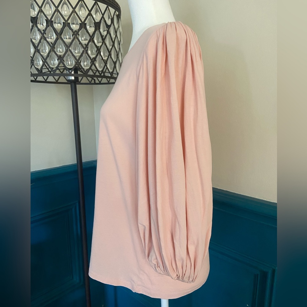 Pretty in pink! This blouse is a beautiful shade and versatile. LOFT, Size S - Picture 2 of 8